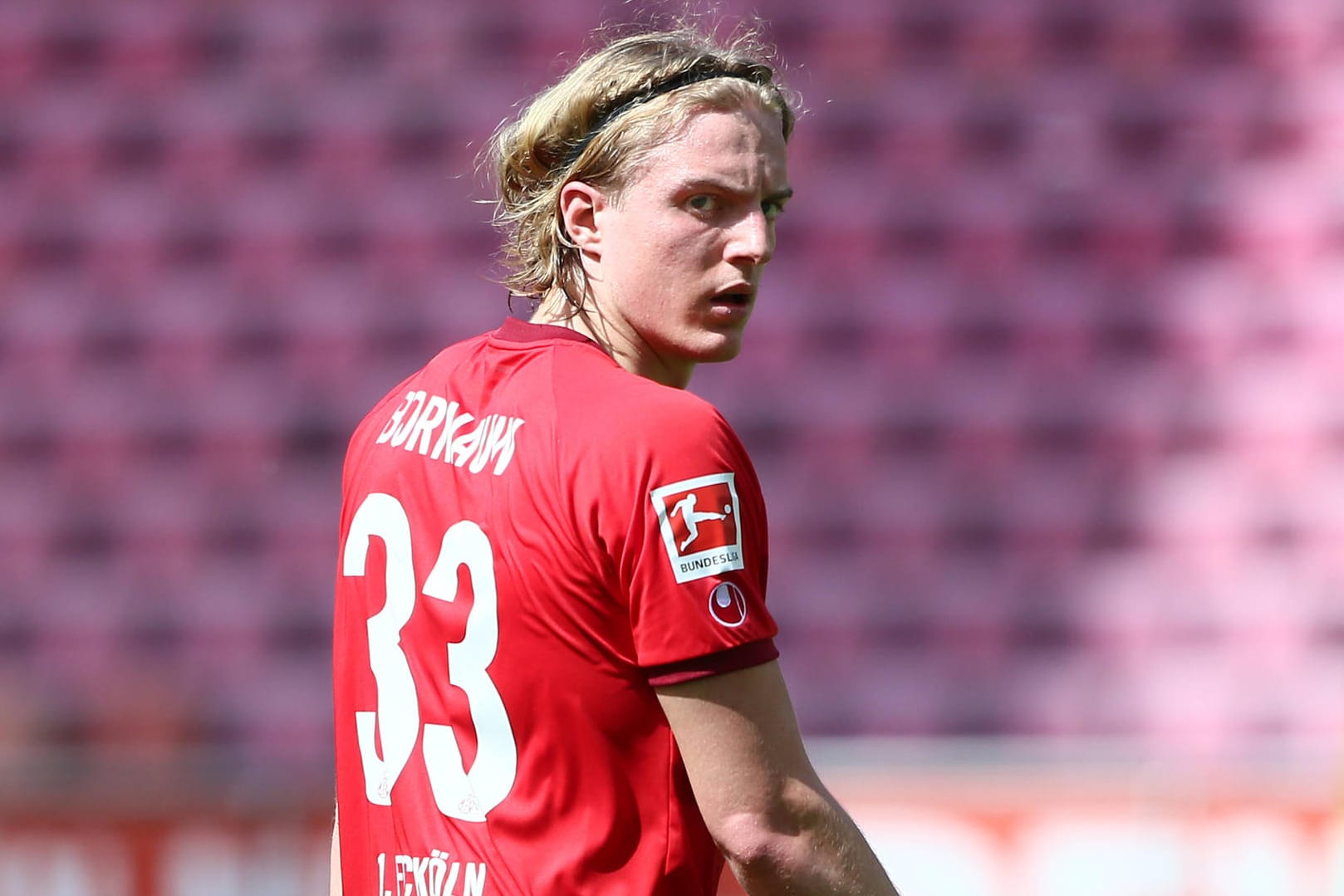 Sebastiaan Bornauw mit ernstem Blick (Archivbild): Der FC-Profi will Köln wohl verlassen.