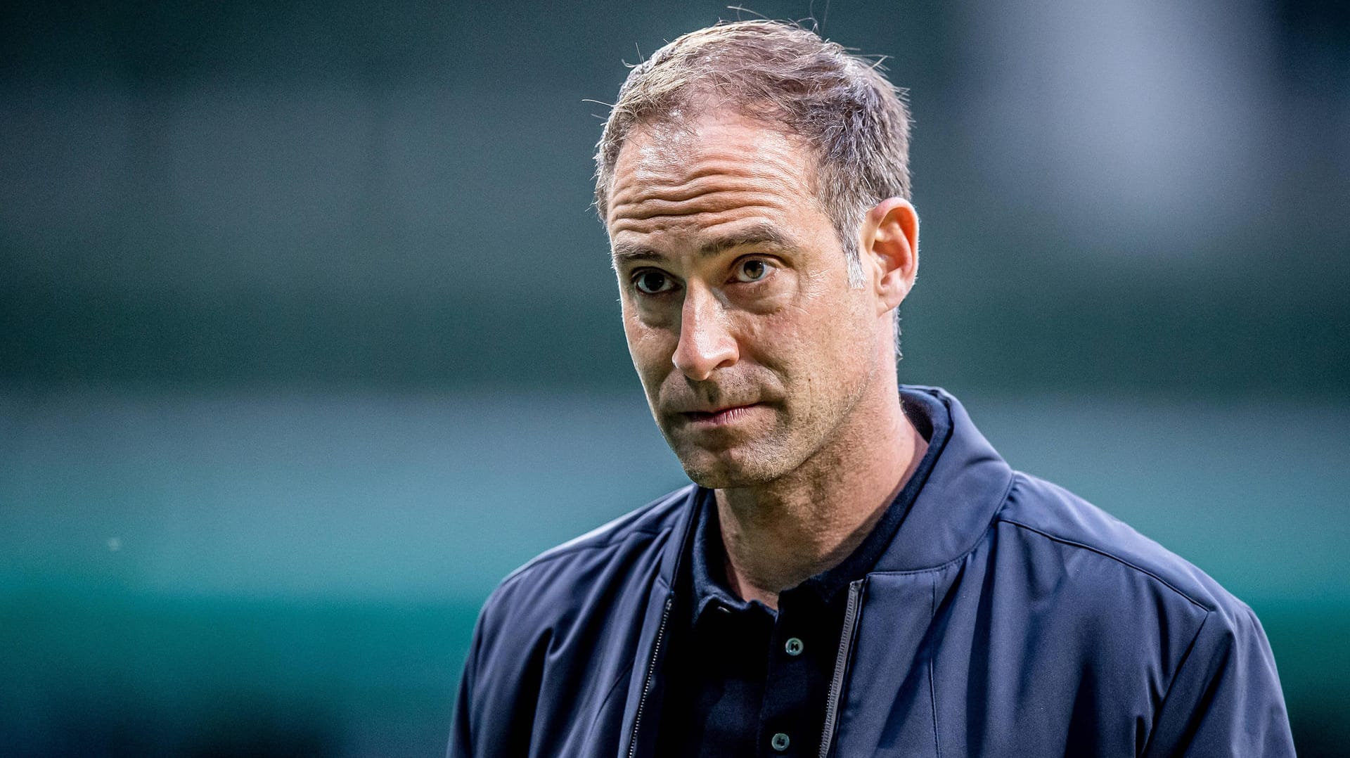 Oliver Mintzlaff: Der Vorstandschef von RB Leipzig bleibt dem Bundesligisten treu. Oliver Mintzlaff: Der Vorstandschef von RB Leipzig bleibt dem Bundesligisten treu.