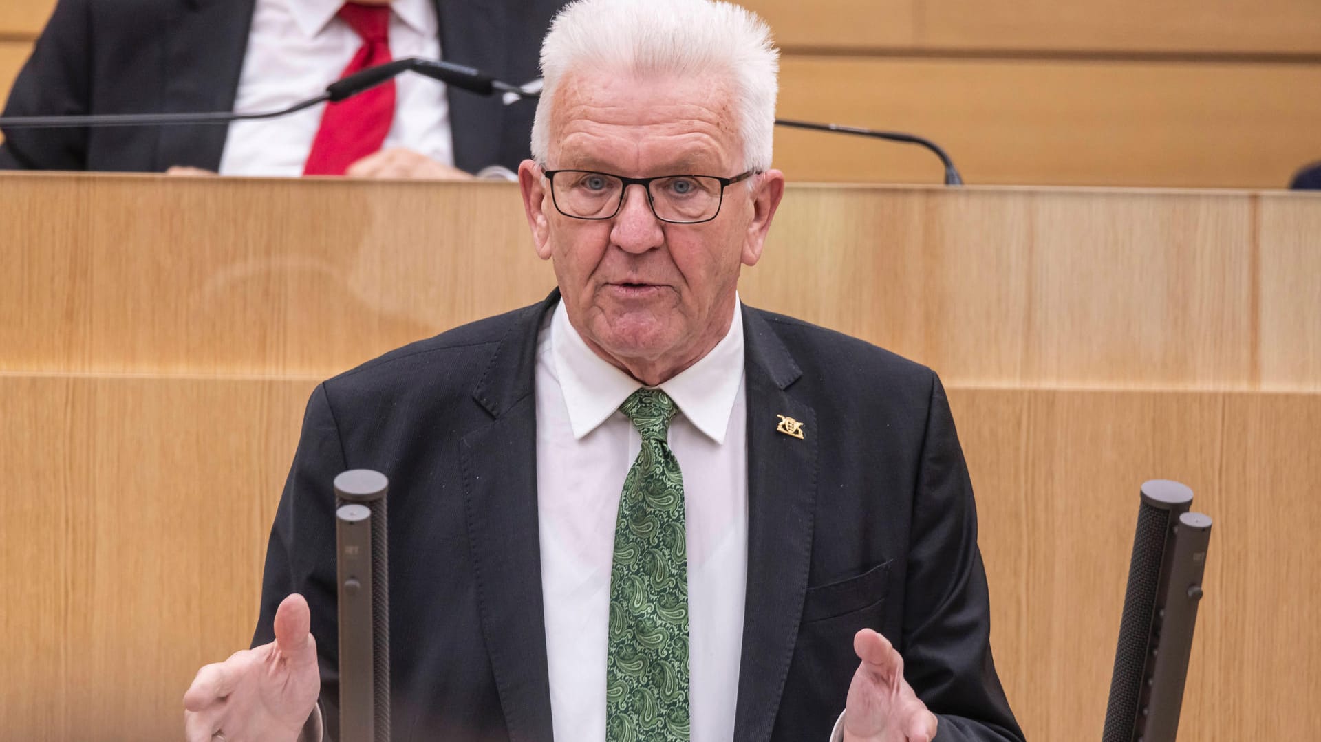 Baden-Württembergs Ministerpräsident Winfried Kretschmann: Er fordert ein härteres Eingreifen des Staates.