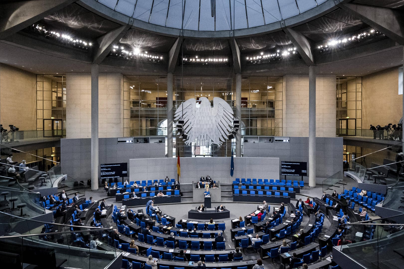 Bundestag: Die Sitzung dauerte 17 Stunden lang.