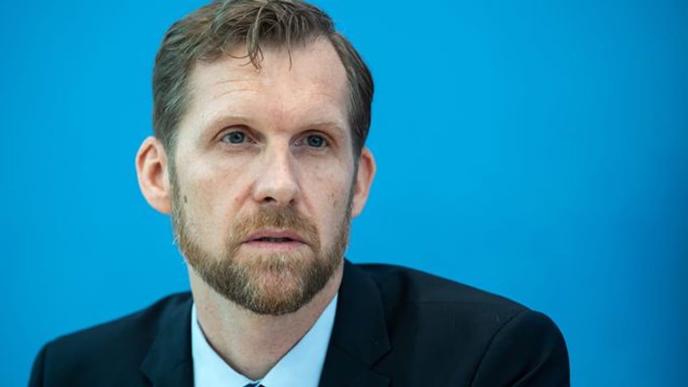 Leif Erik Sander ist Leiter der Forschungsgruppe für Infektionsimmunologie und Impfstoff-Forschung der Berliner Charite.
