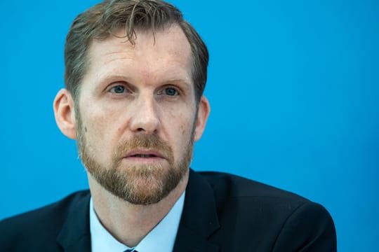 Leif Erik Sander ist Leiter der Forschungsgruppe für Infektionsimmunologie und Impfstoff-Forschung der Berliner Charite.