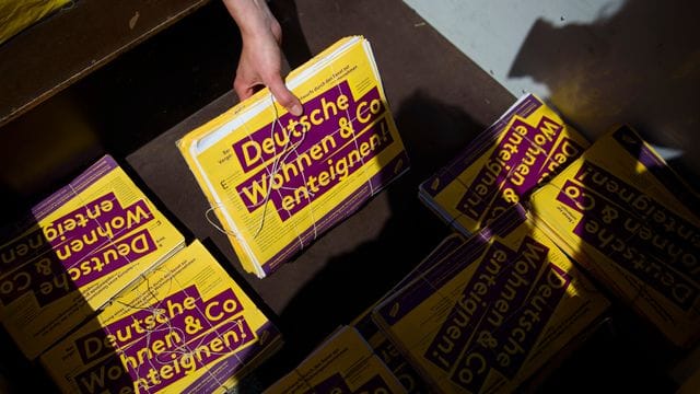 Unterschriften für Enteignung von Wohnungsunternehmen