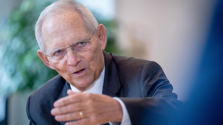 Bundestagspräsident Wolfgang Schäuble: "Wir wissen, was mit Fake News alles angestellt werden kann".