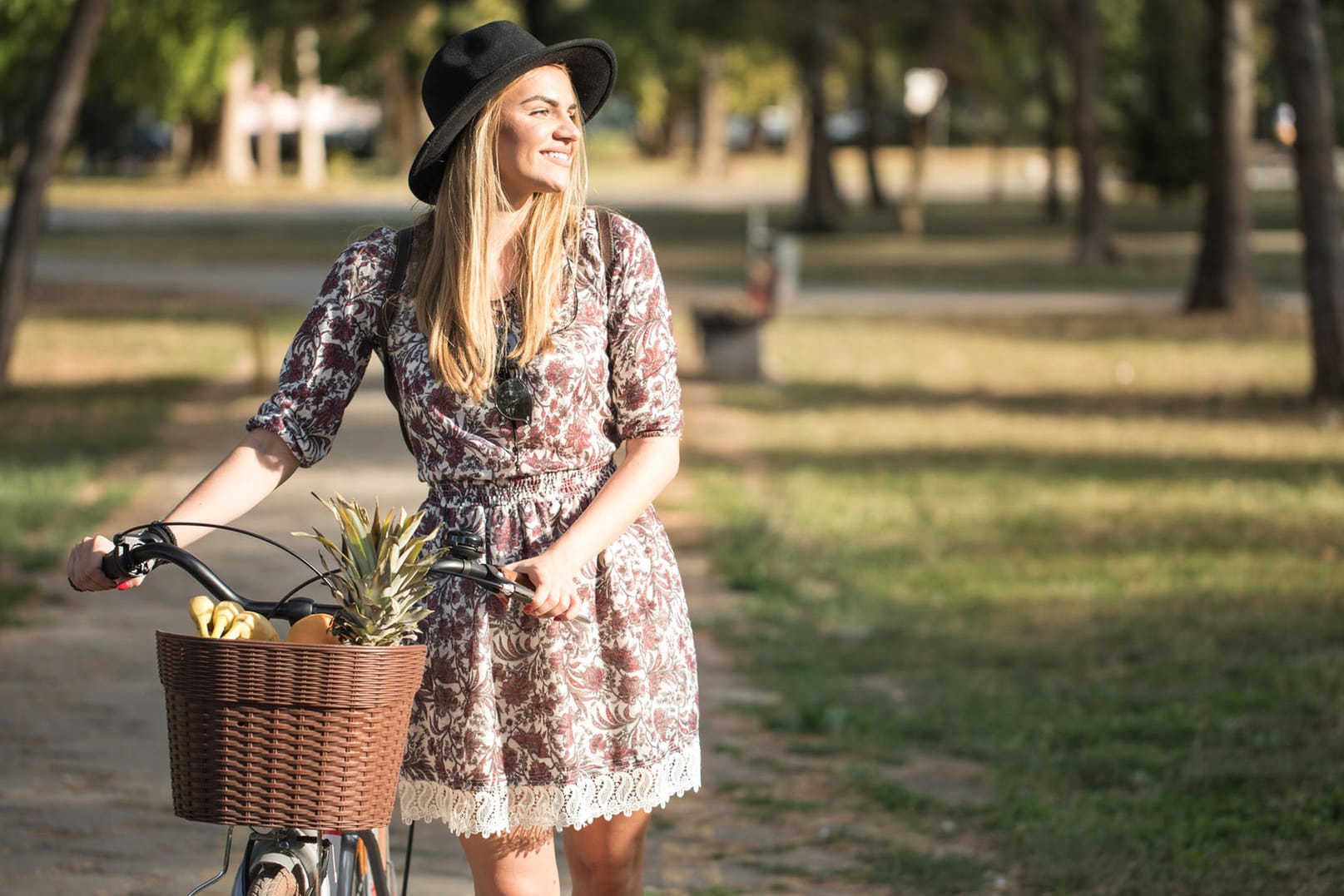 Modische Kleider im Sale: Shoppen Sie jetzt stark reduzierte Modelle für den Sommer.