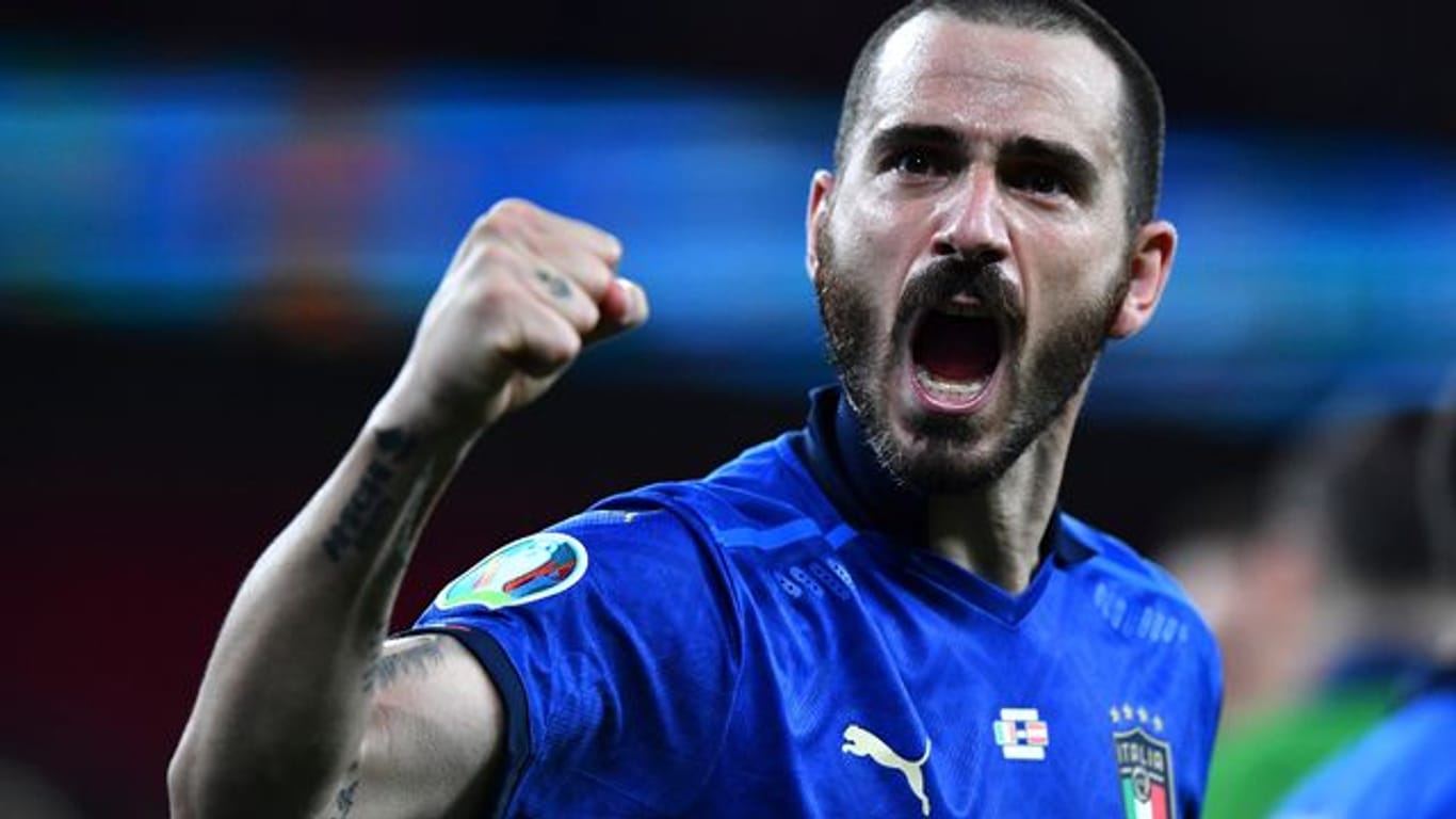 Italiens Leonardo Bonucci feiert den Sieg über Österreich.