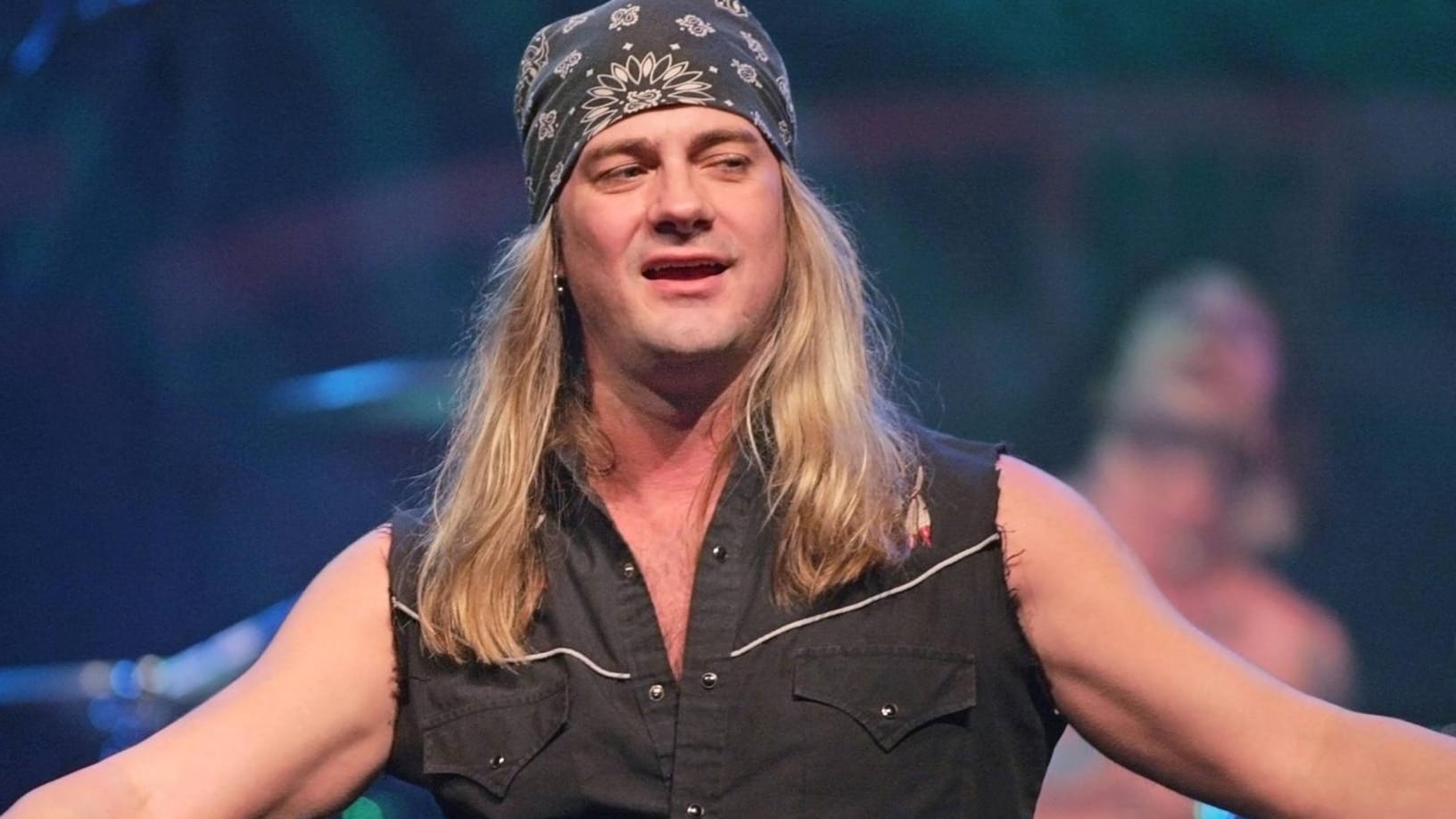 Johnny Solinger bei einem Auftritt von Skid Row 2008.