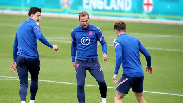 Englands Topstürmer Harry Kane (M) konnte bei dieser EM noch nicht treffen. Englands Topstürmer Harry Kane (M) konnte bei dieser EM noch nicht treffen.