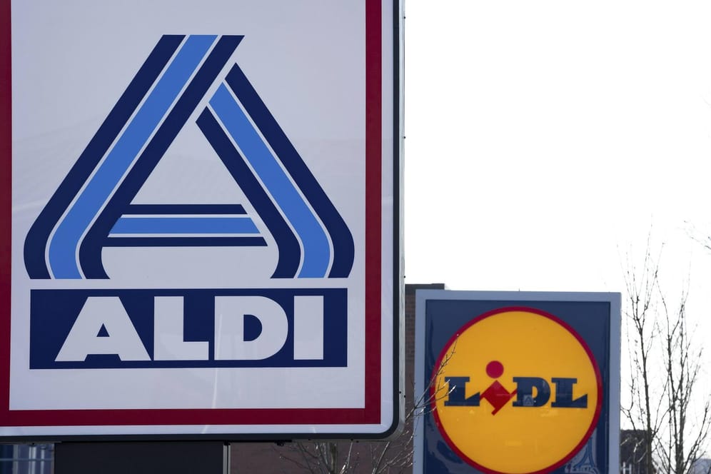 Aldi und Lidl: Bei Discountern wie Aldi und Lidl sind zahlreiche Produkte in den vergangenen Monaten teurer geworden.