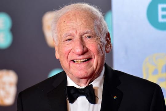 Mel Brooks weiß, wie man Kultfilme dreht.