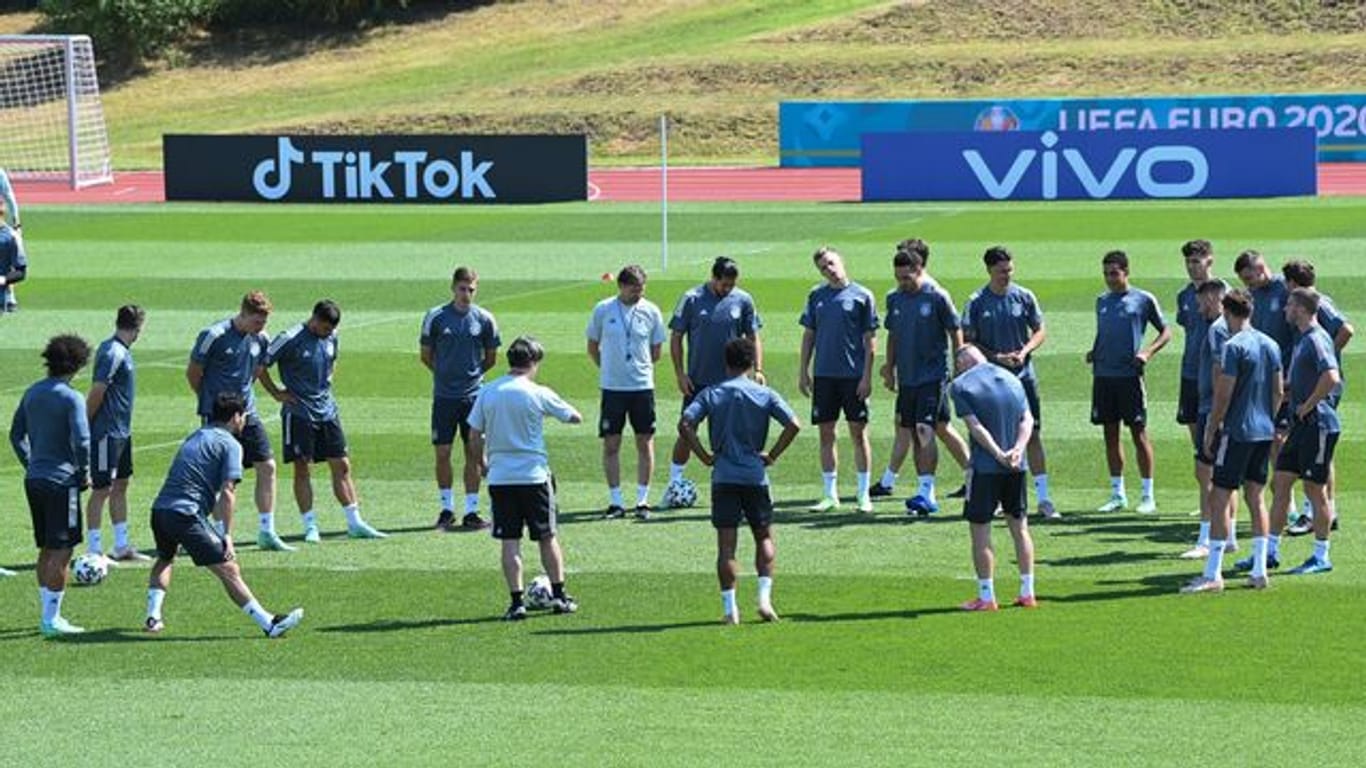 Letzte Übungseinheit vor Wembley: Das DFB-Team beim Abschlusstraining in Herzogenaurach.