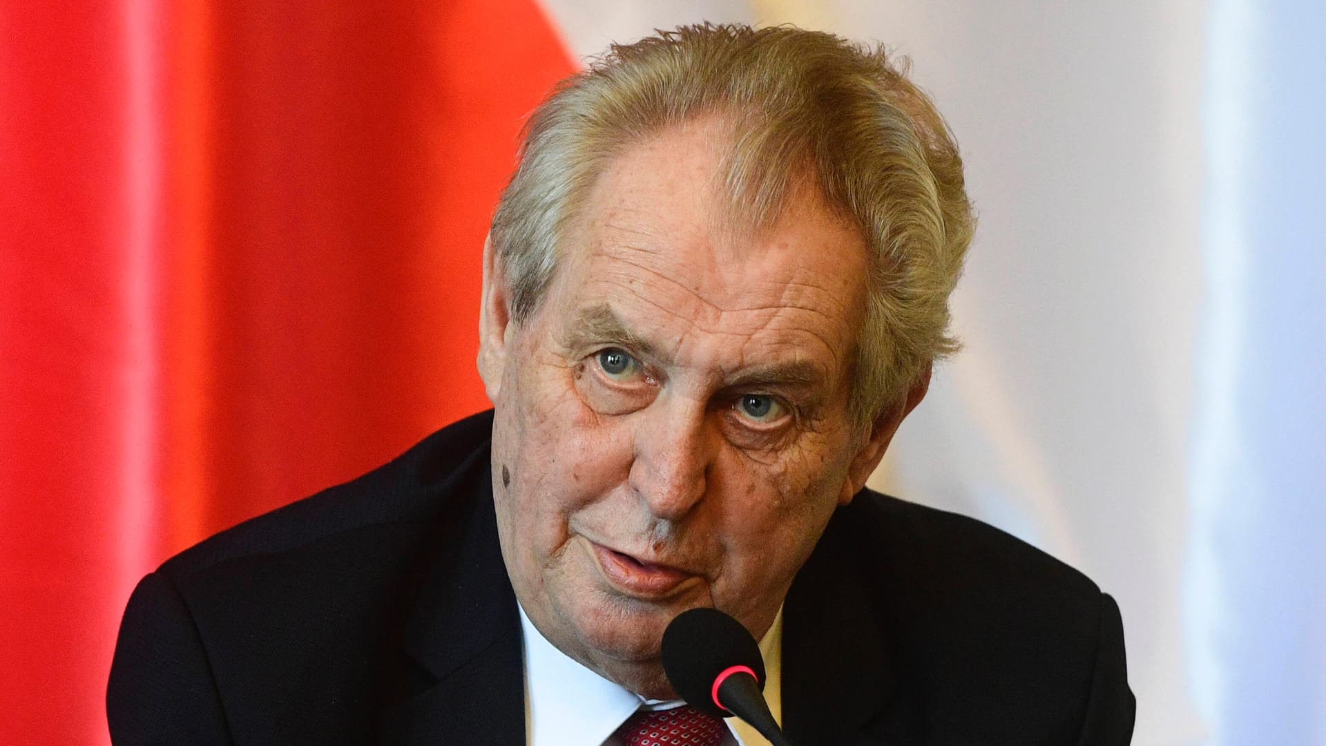 Milos Zeman: Der tschechische Präsident hat sich abfällig über Transpersonen geäußert. Milos Zeman: Der tschechische Präsident hat sich abfällig über Transpersonen geäußert.