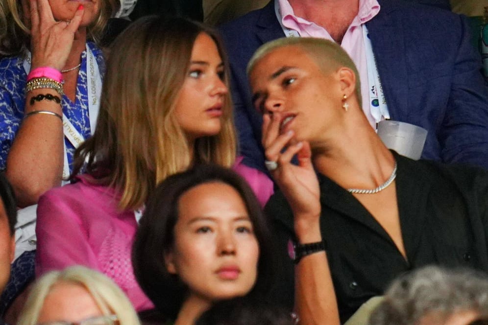 Mia Regan und Romeo Beckham: Die beiden verfolgten am Montag das Tennisspiel.