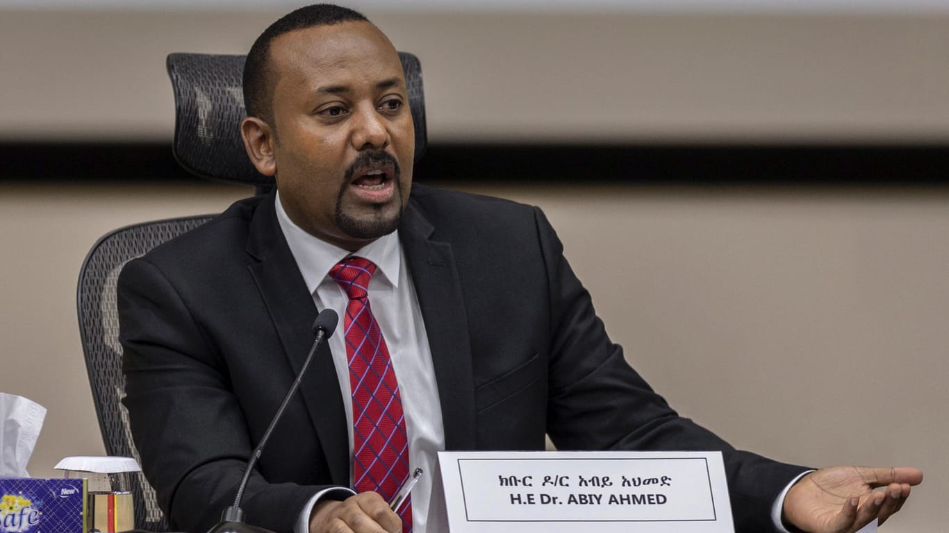 Abiy Ahmed, Premierminister von Äthiopien: Die Waffenruhe soll bis Ende September andauern, damit die Bauern ihr Feld bestellen können.