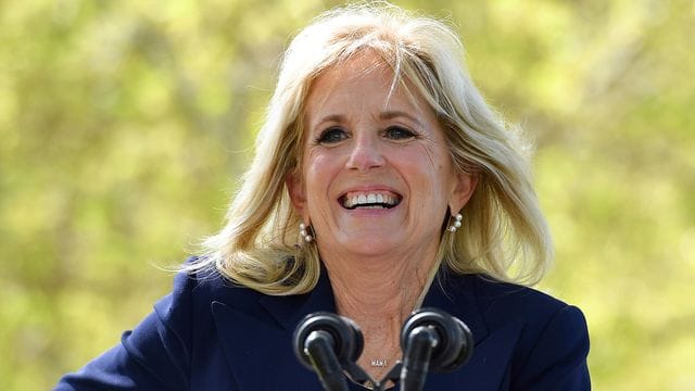 Jill Biden: Die First Lady ziert das Titelblatt der neuen "Vogue".