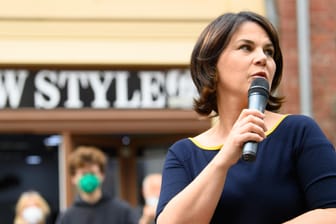 Annalena Baerbock bei einem Auftritt in Potsdam: Gegen die Grünen-Chefin sind Plagiatsvorwürfe erheben worden.