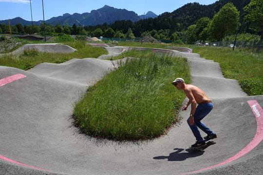 Pumptracks könnten gerade in kleineren Gemeinden Skateparks als Jugendangebot den Rang ablaufen.