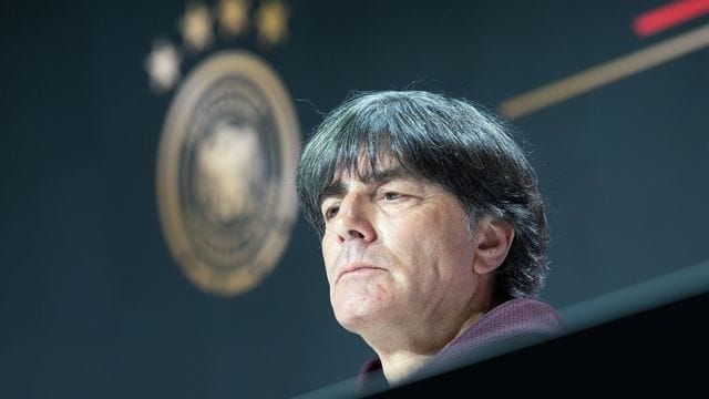 Trat einen Tag nach dem EM-Aus gegen England das letzte Mal als Bundestrainer vor die Presse: Joachim Löw. Trat einen Tag nach dem EM-Aus gegen England das letzte Mal als Bundestrainer vor die Presse: Joachim Löw.