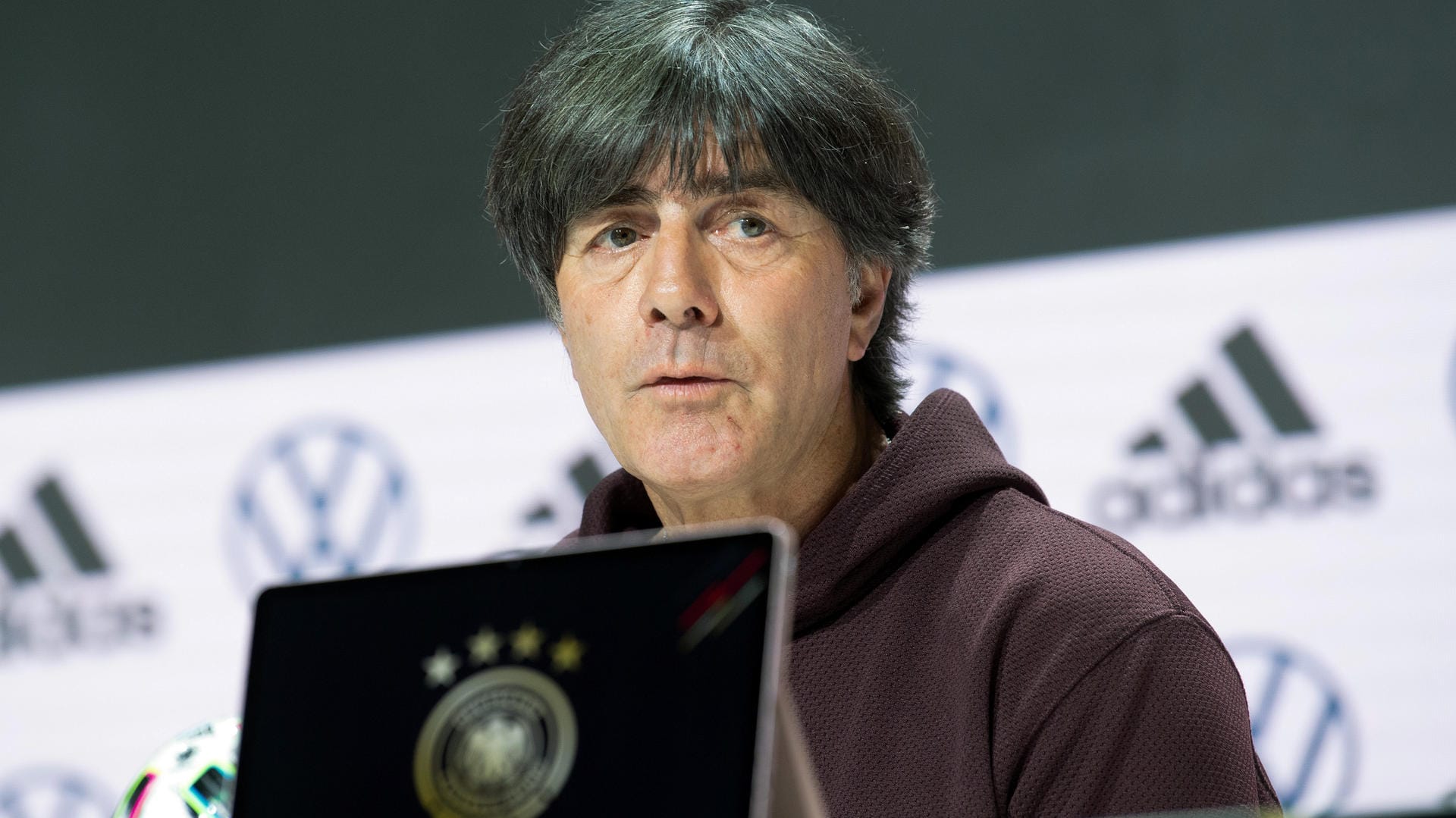 Joachim Löw bei seiner Abschiedspressekonferenz: Der scheidende Bundestrainer freut sich auf die "Zeit danach".