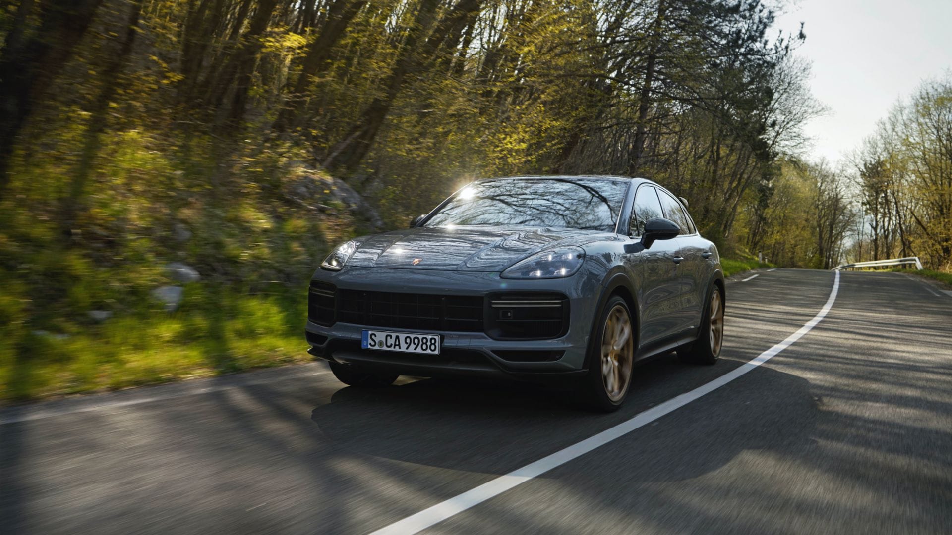 Porsche Cayenne: Die Schwaben liefern die Coupé-Version des Geländewagens künftig auch als Turbo GT aus. Porsche Cayenne: Die Schwaben liefern die Coupé-Version des Geländewagens künftig auch als Turbo GT aus.