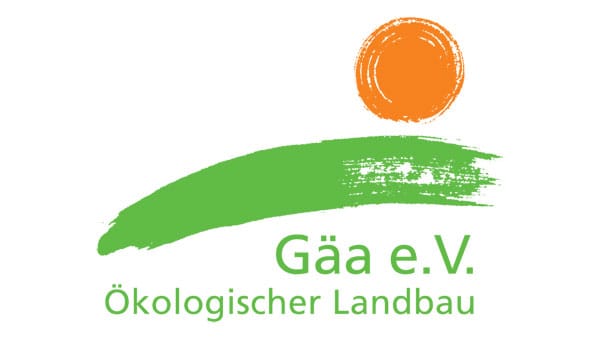 Der Verband Gäa e.V. wurde 1989 in Dresden zur Förderung des Öko-Anbaus in den neuen Bundesländern gegründet. Der Verband setzt sich für die regionale Vermarktung der Produkte ein. Die Vorgaben für den Anbau gehen über die der EU hinaus