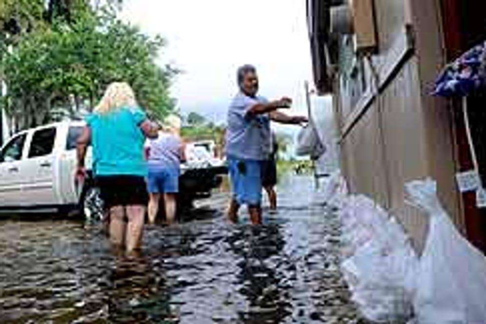 Sturm "Debby" hat in Teilen Floridas das Wasser gefährlich steigen lassen