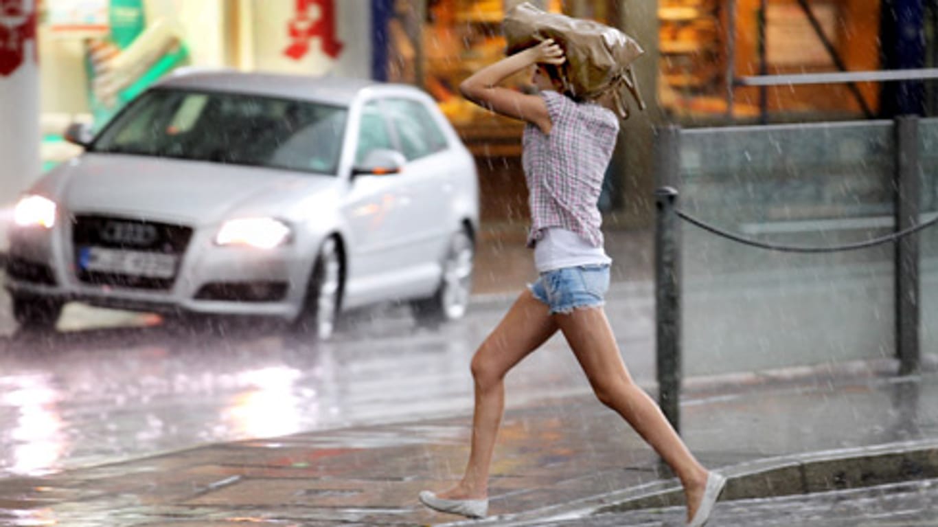 Gewitter: Örtlich können heute enorme Regenmengen herunterkommen