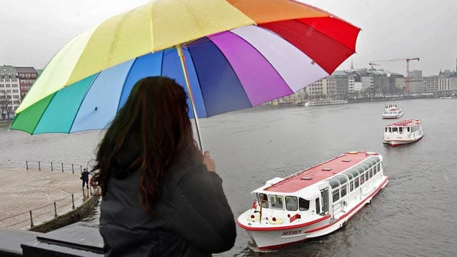 Nasskalt statt frühlingshaft: Die Aussichten auf die kommende Woche sind nicht besonders vielversprechend. Nasskalt statt frühlingshaft: Die Aussichten auf die kommende Woche sind nicht besonders vielversprechend.