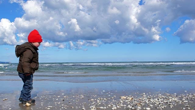 Schönes Herbstwetter auf Rügen: An den Küsten zeigt sich die Sonne zuerst. Schönes Herbstwetter auf Rügen: An den Küsten zeigt sich die Sonne zuerst.