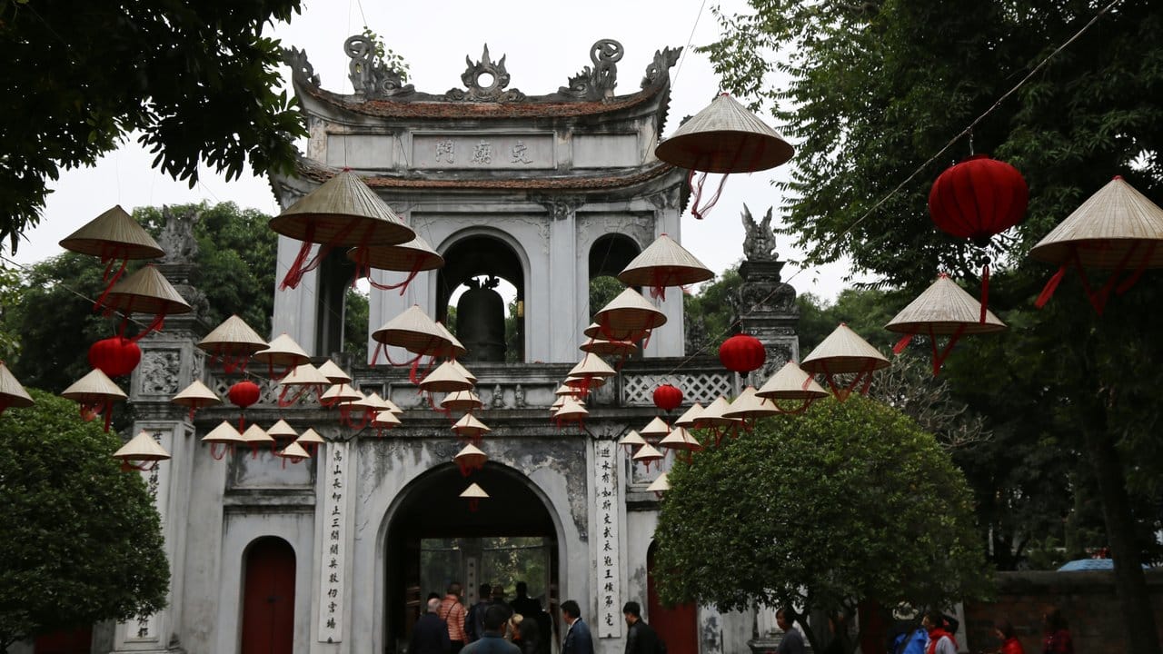 Der Literaturtempel kann als das schönste Gebäude Hanois bezeichnet werden.