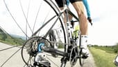 Radfahren ist gesund. Doch bevor sie auf das Rad steigen ist es ist es empfehlenswert, einen Leistungstest bei einem professionellen Anbieter zu machen. Dort werden mehrere Tests durchgeführt.