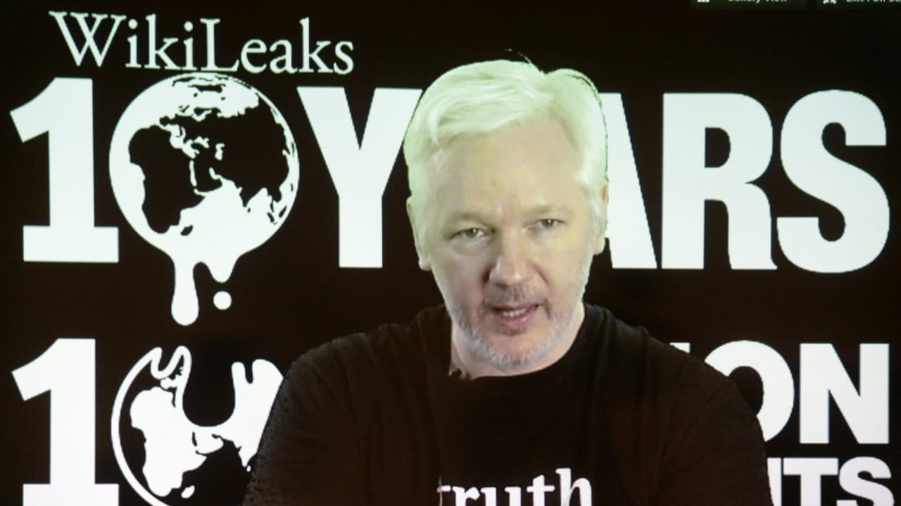 Wikileaks-Gründer Julian Assange war vor mehr als vier Jahren in die Botschaft Ecuadors in London geflüchtet, um einer Festnahme zu entgehen.