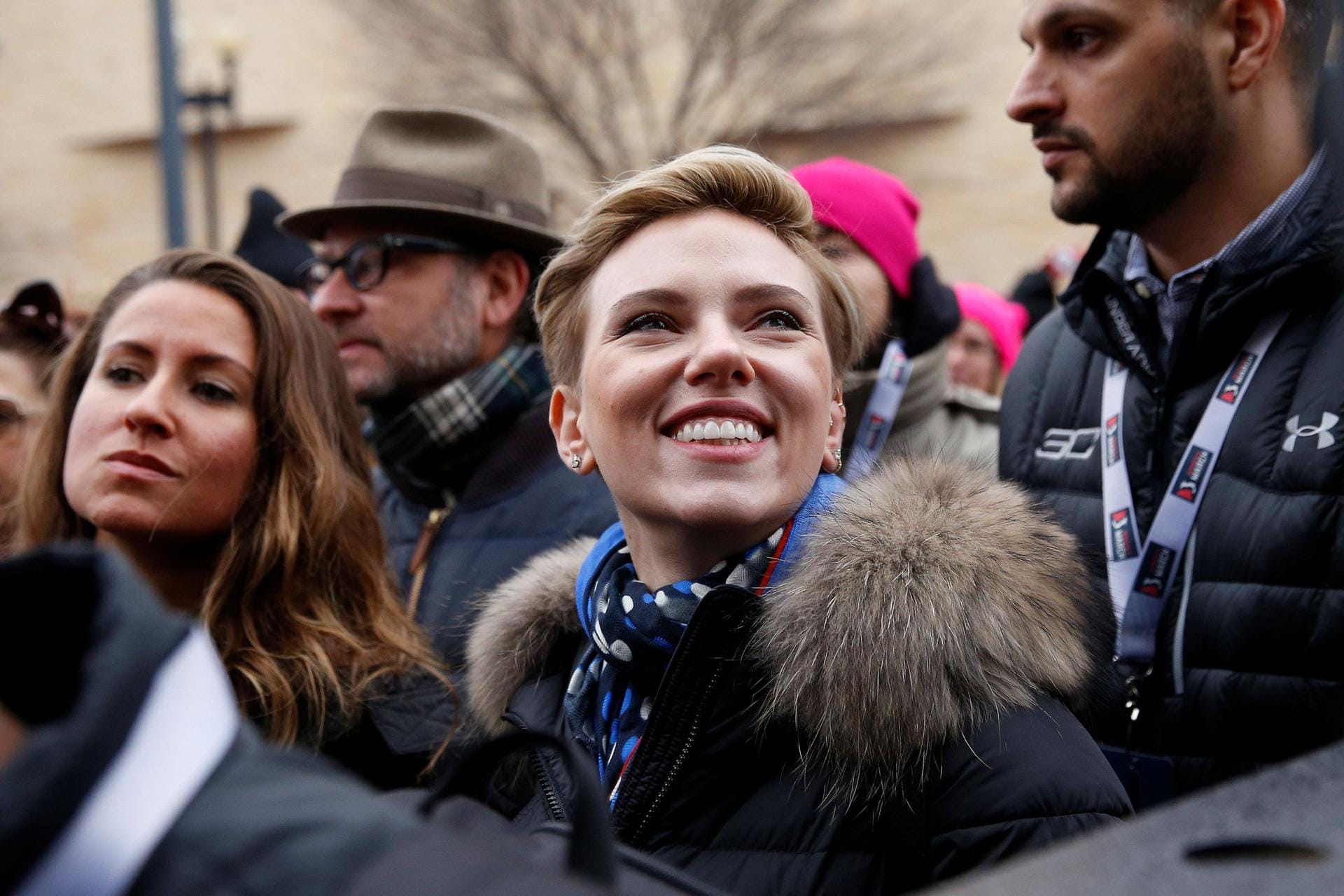 An der Haupt-Demo in Washington nehmen auch zahlreiche Prominente wie die Schauspielerin Scarlett Johansson teil. An der Haupt-Demo in Washington nehmen auch zahlreiche Prominente wie die Schauspielerin Scarlett Johansson teil.