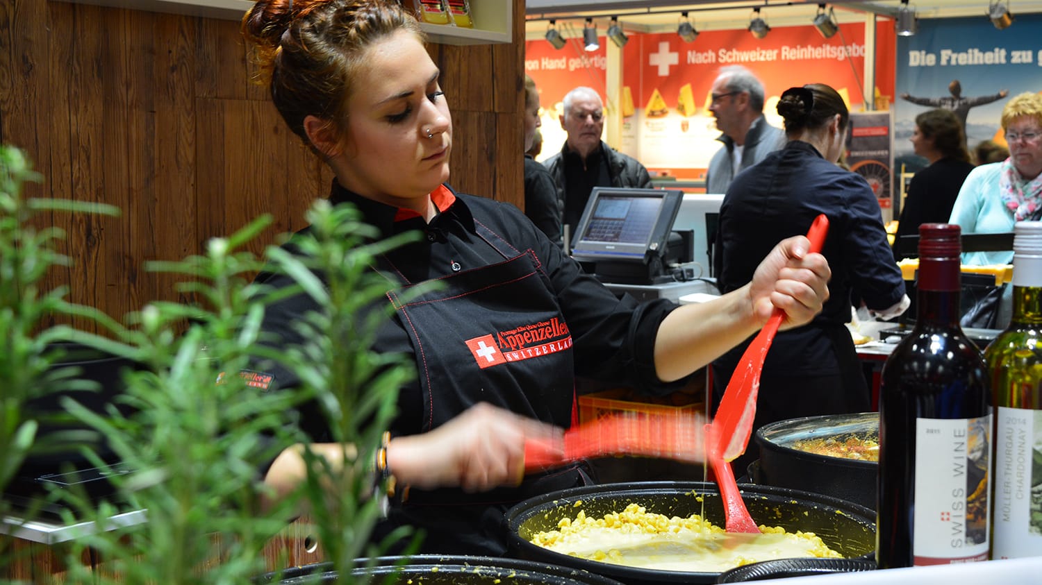 Viele kommen zur IGW, um sich durch das kulinarische Angebot zu schlemmen. Klassiker wie Käsespätzle liegen hoch im Rennen.