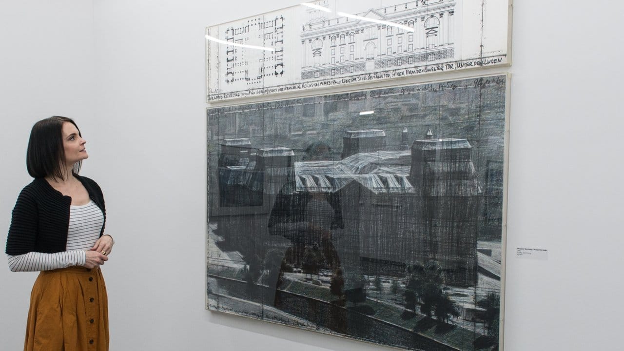 Eine der spektakulärsten Projekte von Christo und Jeanne-Claude war die Verhüllung des Berliner Reichstages.