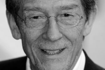 Der britische Schauspieler John Hurt ist am 25. Januar im Alter von 77 Jahren an den Folgen einer Bauchspeicheldrüsenkrebs-Erkrankung gestorben.