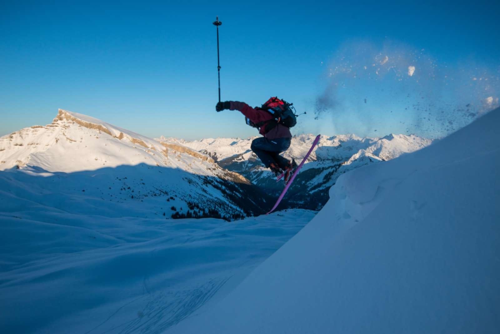 Freerider aufgepasst: Die meisten Lawinen werden von unvorsichtigen oder ahnungslosen Skifahrern ausgelöst.