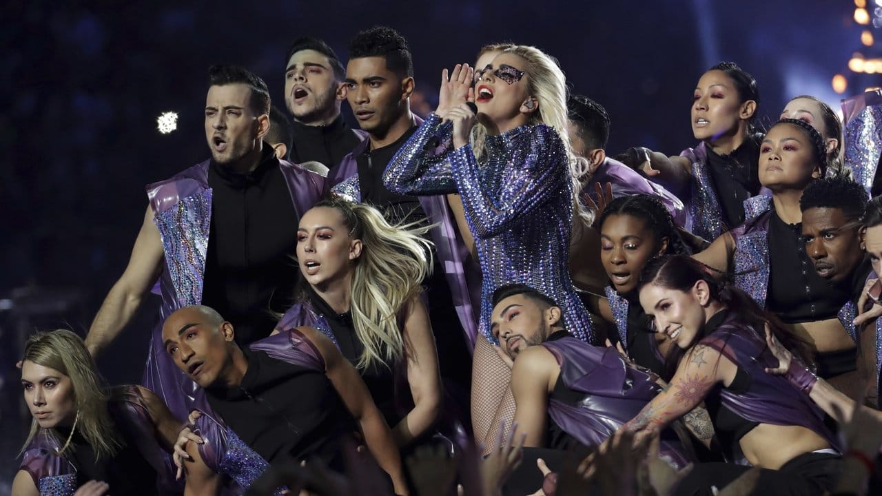 Lady Gaga appelliert an die Einheit. Lady Gaga appelliert an die Einheit.