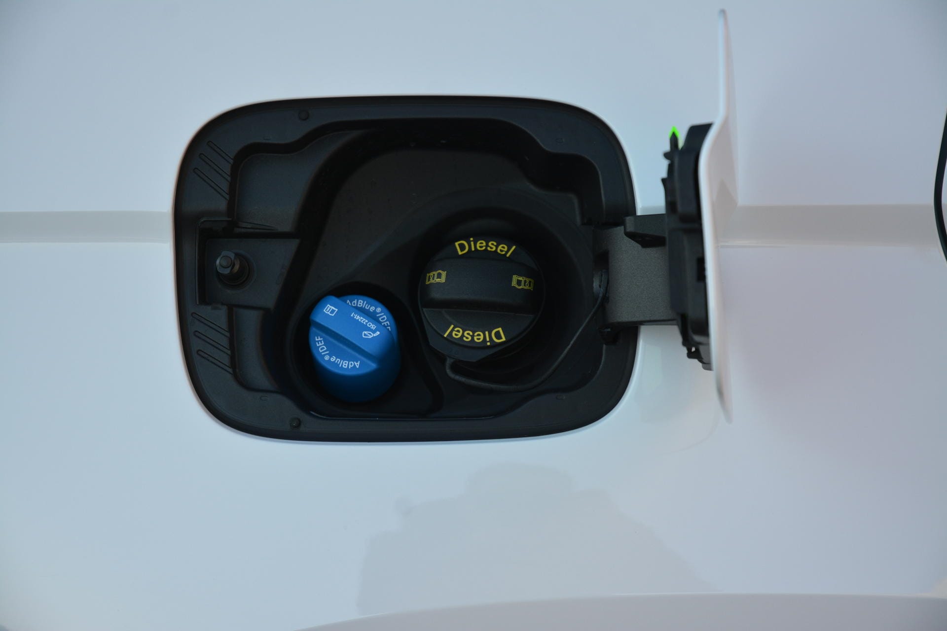 Ein bisschen AdBlue braucht der Kodiaq, um die Abgasnormen einzuhalten. Dennoch hält sich der Verbrauch mit etwa sieben Litern Diesel durchschnittlich auf einem wirklich erträglichen Niveau.