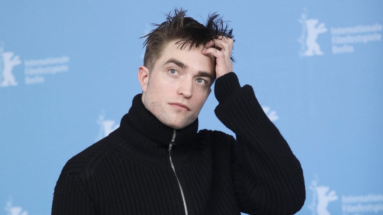 Die Frisur sitzt: Robert Pattinson auf der Berlinale.
