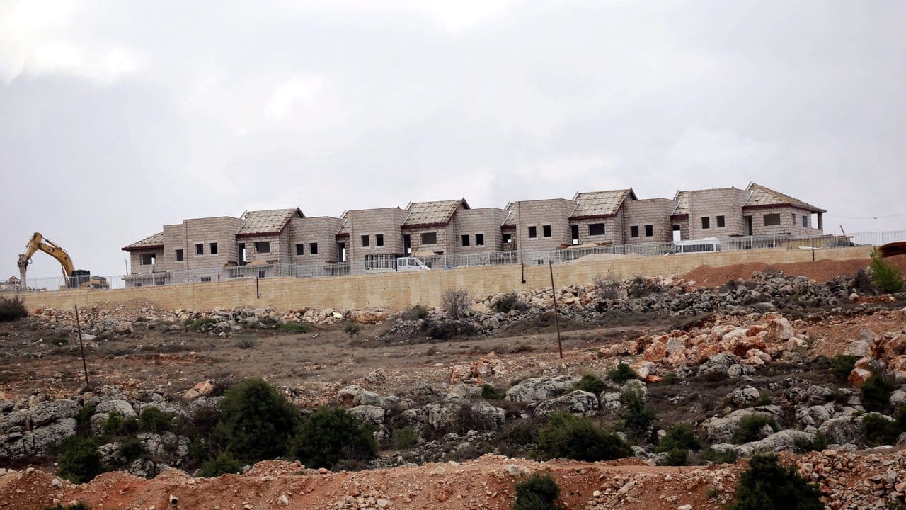 Die rechts-religiösen Kräfte in der israelischen Regierung hoffen, unter Trump den Siedlungsausbau im Westjordanland vorantreiben zu können.