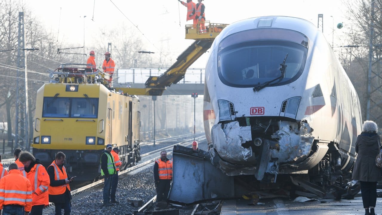 Der Unfall beeinträchtigt den S-Bahn-Verkehr in Frankfurt am Main und Offenbach.