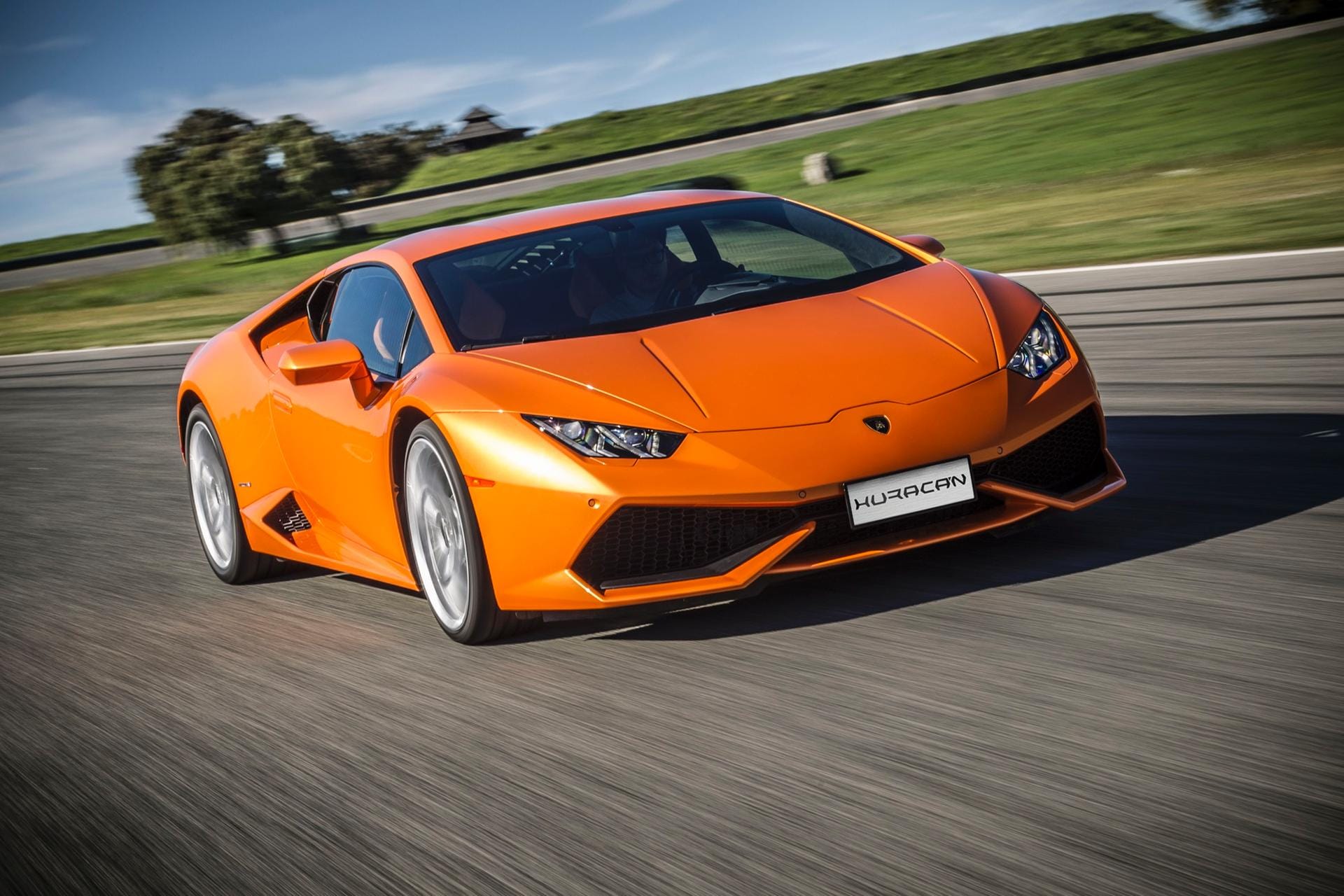 Technisch basiert der neue Sportwagen auf dem Lamborghini Huracan (im Bild).