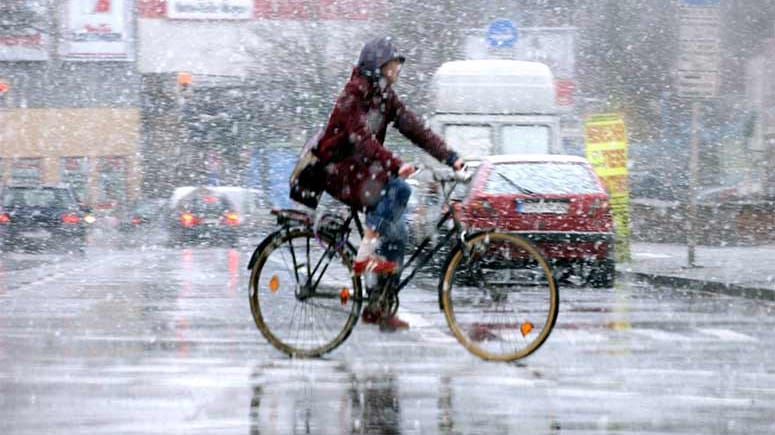 Aprilwetter mit Graupelschauer