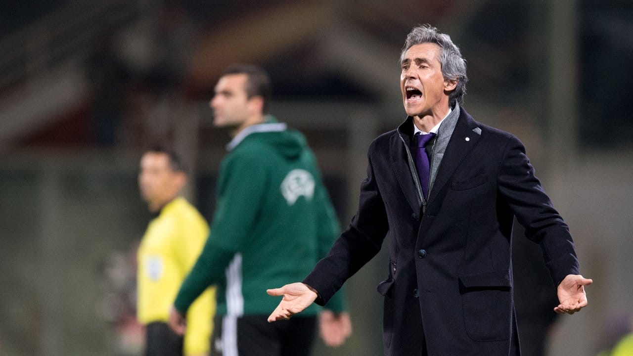 Trainer Paulo Sousa von Florenz ist nicht zufrieden mit seinem Team.