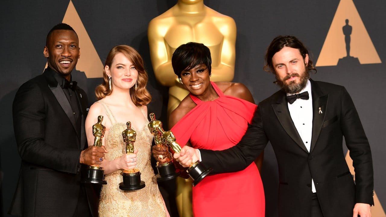 Vier Oscar-Preisträger: Mahershala Ali (l-r), Emma Stone, Viola Davis und Casey Affleck.