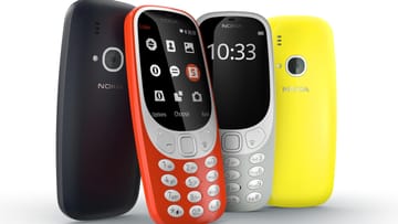 Die Neuauflage des Nokia 3310 kommt zusätzlich zum gewohnten Grau in den Farben Rot, Gelb und Blau.
