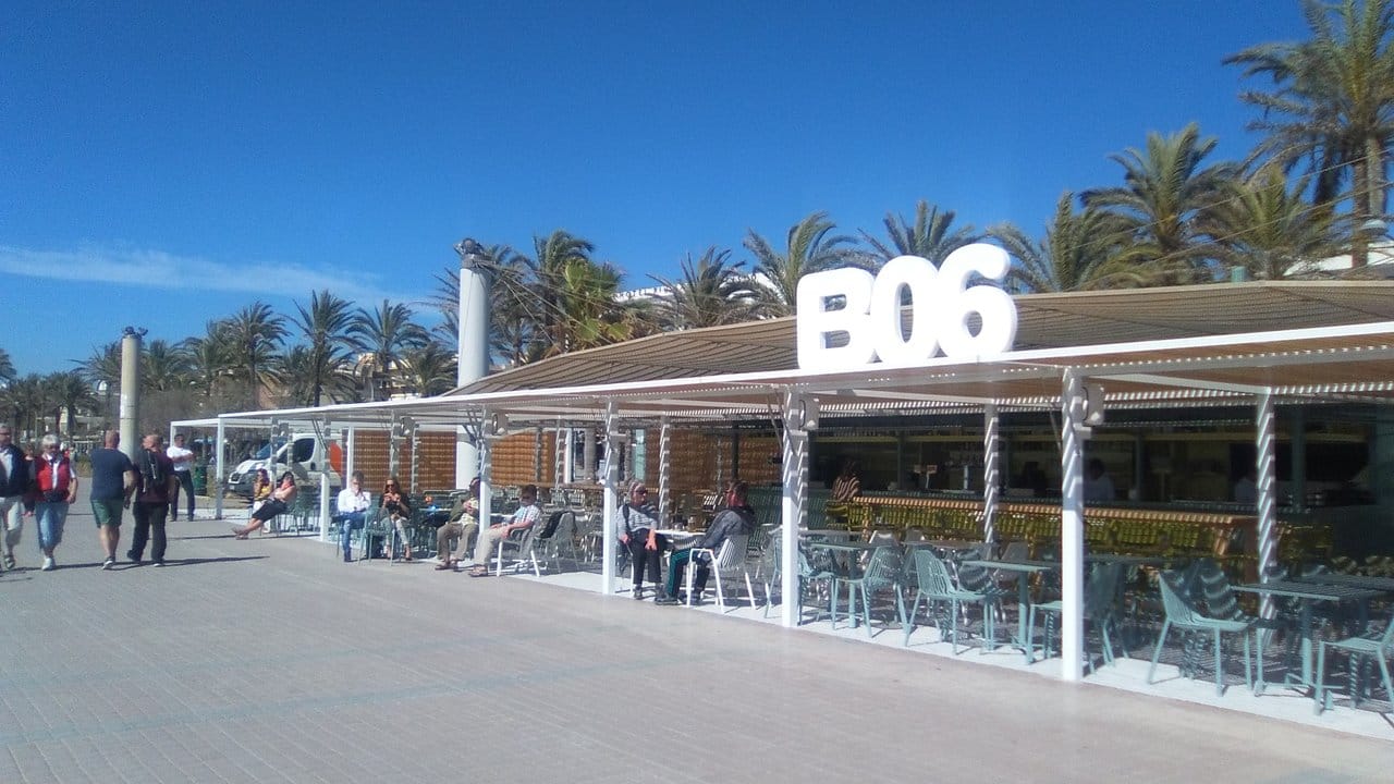 Alles schön jetzt: Die Strandbude "Beach Club Six" auf Mallorca.