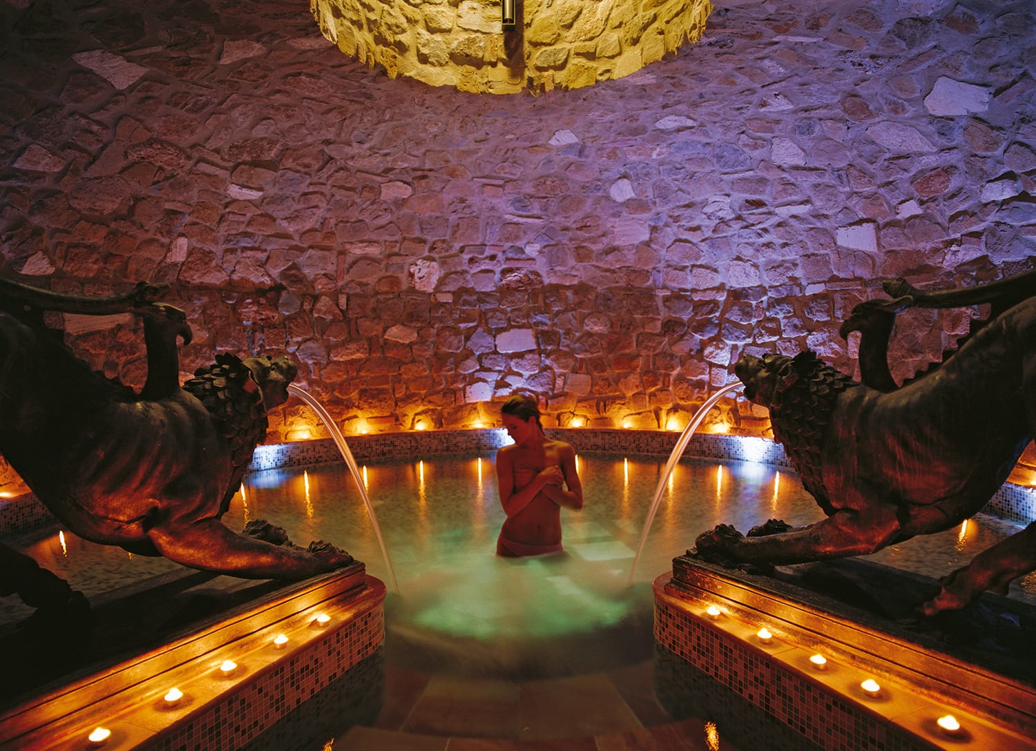 Die Italiener wissen, wie Genuss geht: Das "Adler Thermae Spa & Relax Resort" bei Bagno Vignoni in der Süd-Toskana setzt seinen Fokus auf Wellness.