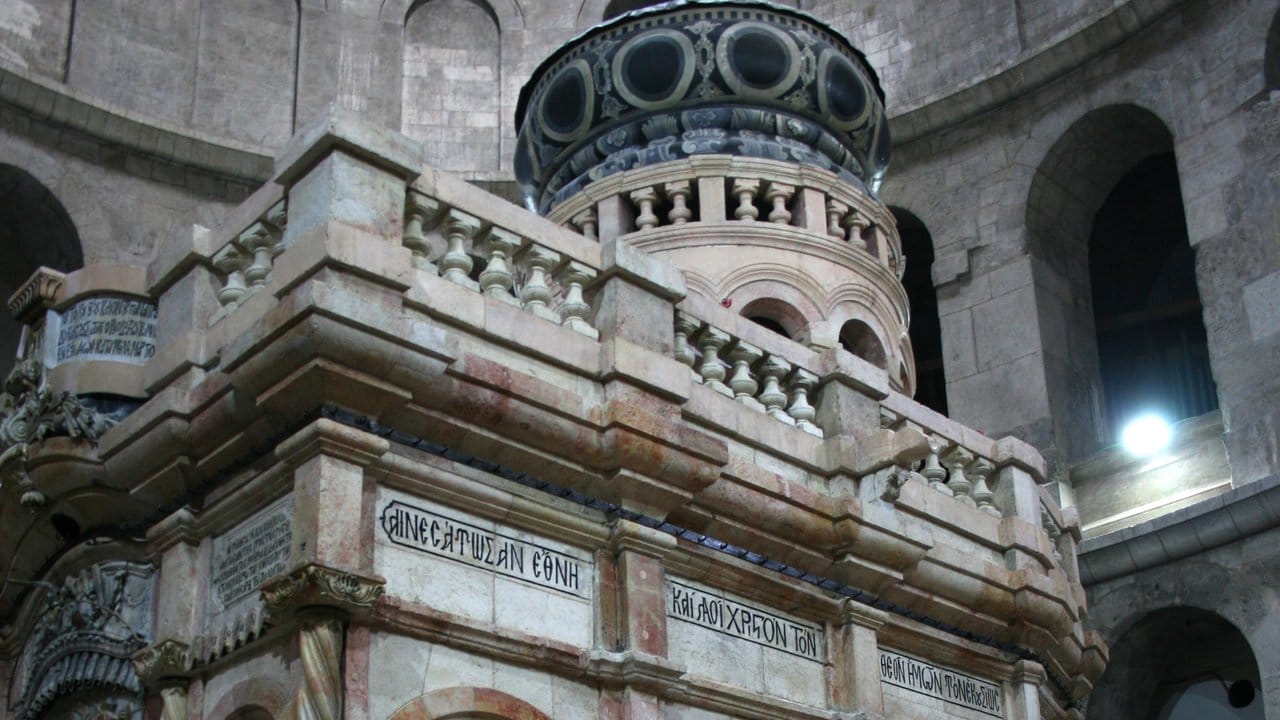 Die restaurierte Grabkapelle in der Grabeskirche in Jerusalem.